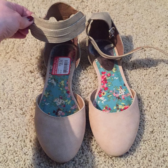 Madden Girl Shoes - BRAND NEW MADDEN GIRL FLATS